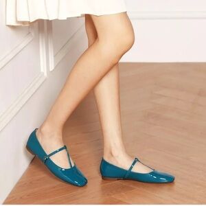 C. Paravano Blue (Teal)  Mary Jane T-strap Flat US Size 8.5-9. Euro size 39.5